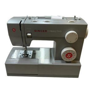 Sewing Machine |  SINGER | Heavy Duty 4432, with Accessory Kit.